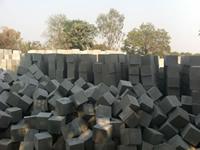 Máquina para fabricar bloques y adoquines, India